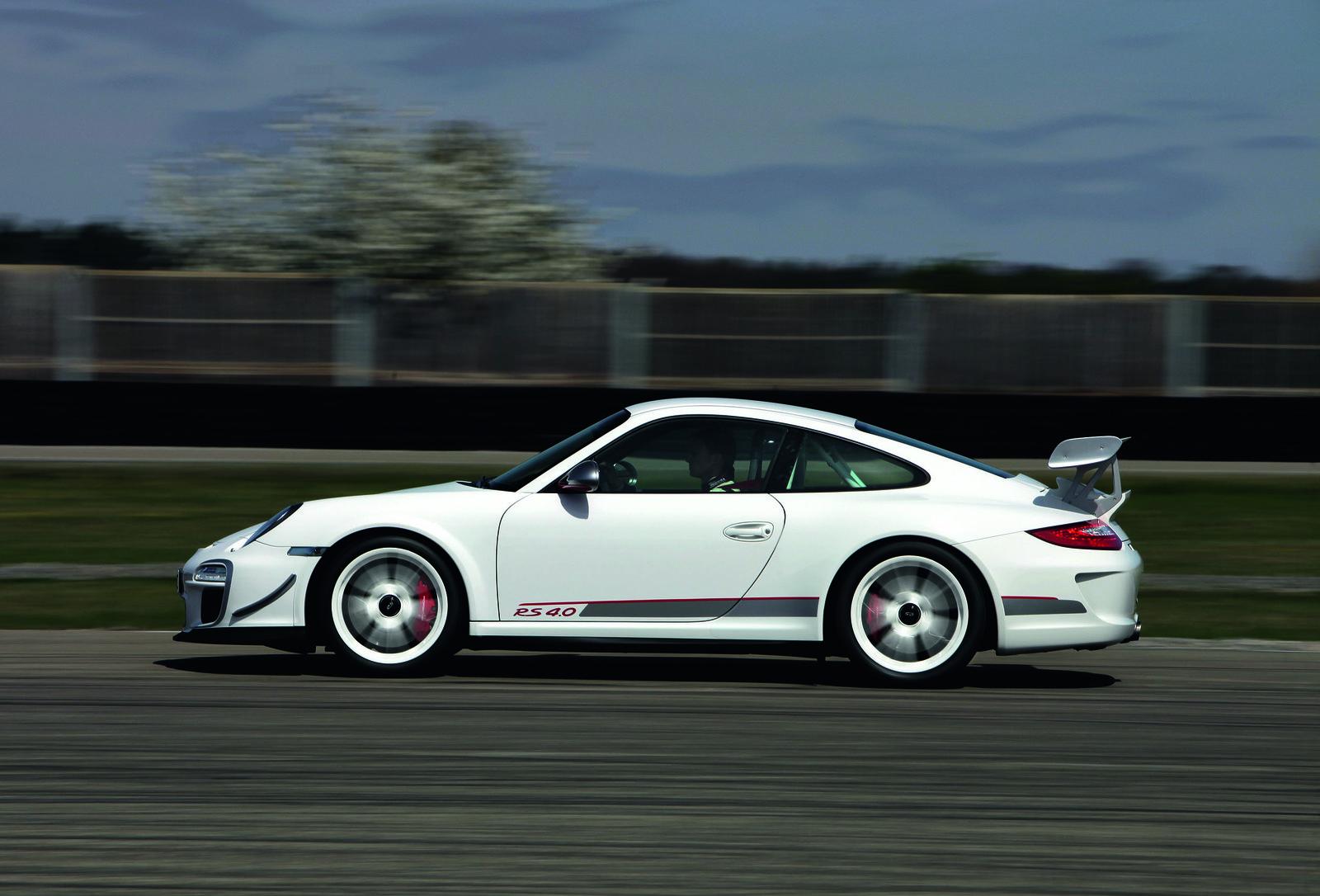 Porsche 911 GT3 RS 4.0 mega-gallery