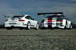 Porsche 911 GT3 RS 4.0 mega-gallery - 13