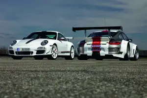 Porsche 911 GT3 RS 4.0 mega-gallery - 16