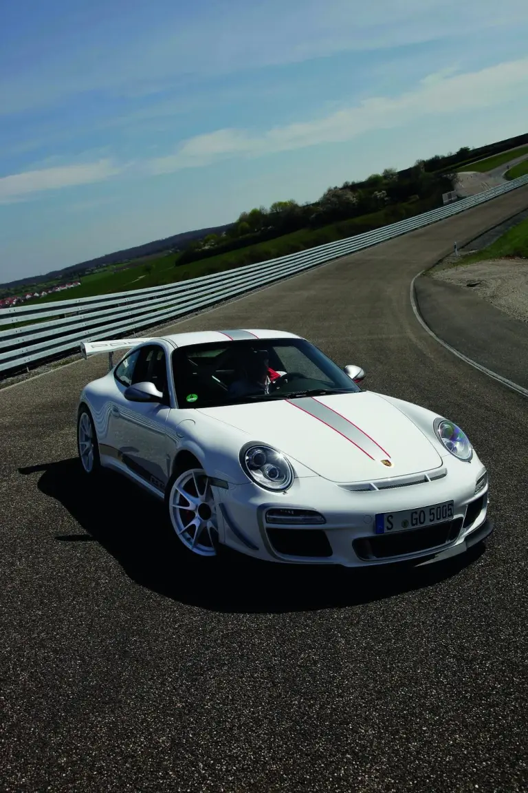 Porsche 911 GT3 RS 4.0 mega-gallery - 18
