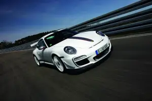 Porsche 911 GT3 RS 4.0 mega-gallery - 29