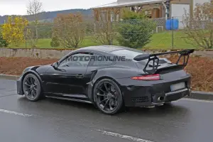 Porsche 911 GT3 RS 4.2 - Foto spia 14-04-2016