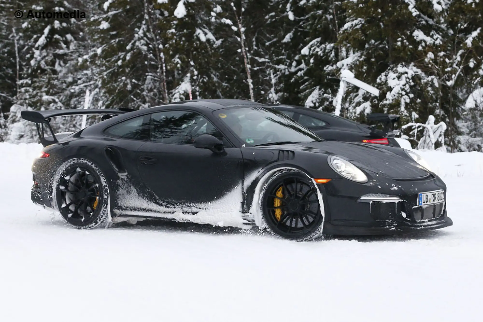 Porsche 911 GT3 RS - foto spia - 4