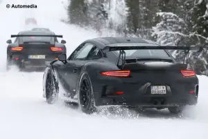 Porsche 911 GT3 RS - foto spia