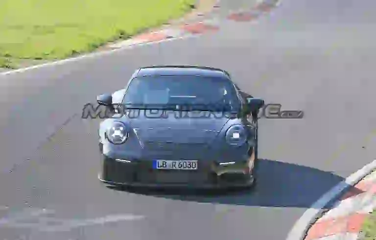 Porsche 911 GT3 Touring Package 2020 - Foto spia 20-08-2019 - 1