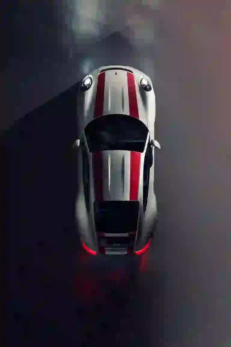 Porsche 911 GT3 Touring Package  - 11