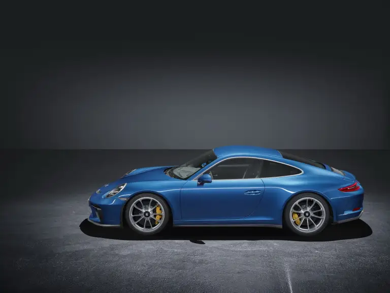 Porsche 911 GT3 Touring Package - 2