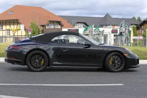 Porsche 911 GTS 2017 - Foto spia 16-06-2016