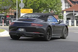 Porsche 911 GTS 2017 - Foto spia 16-06-2016