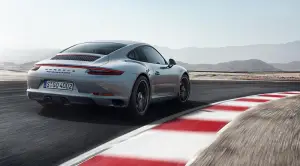 Porsche 911 GTS 2017