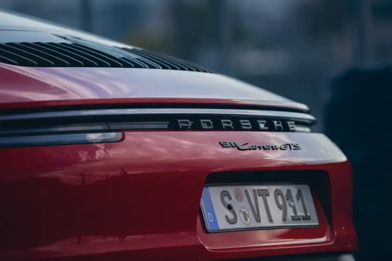 Porsche 911 GTS 2021 - 17