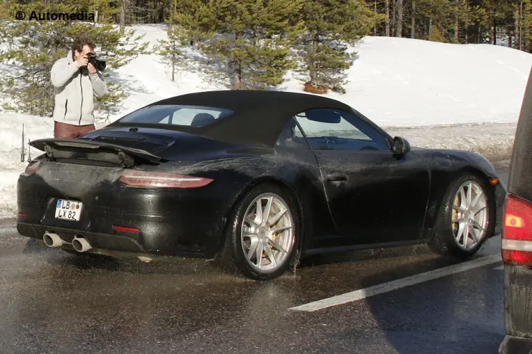 Porsche 911 GTS - Foto spia 25-03-2014 - 7