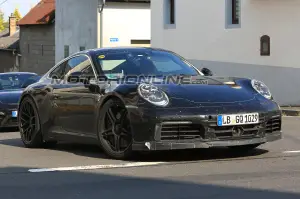 Porsche 911 GTS foto spia 27 luglio 2018