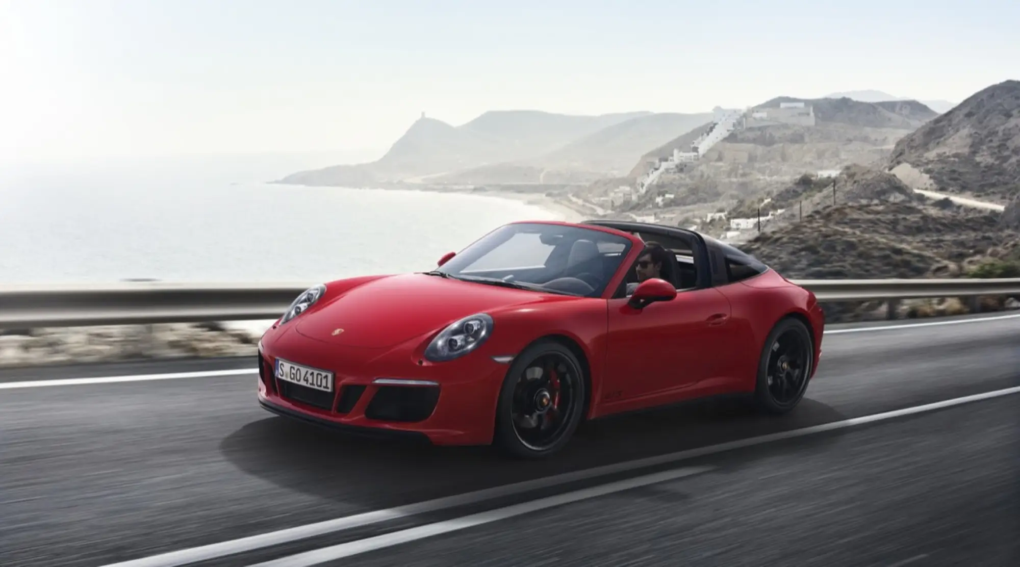 Porsche 911 GTS MY 2017 - 13