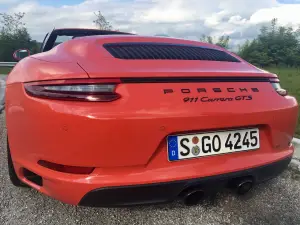 Porsche 911 GTS - 30