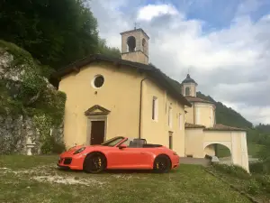 Porsche 911 GTS - 3