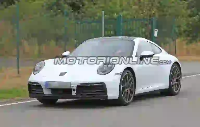Porsche 911 MY 2019 - Foto spia 03-09-2018 - 2