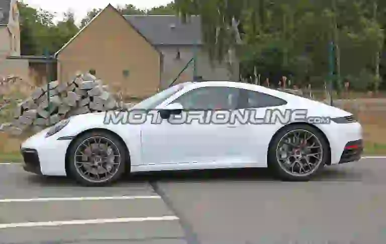 Porsche 911 MY 2019 - Foto spia 03-09-2018 - 5