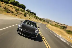 Porsche 911 MY 2019 - Prototipo - 2