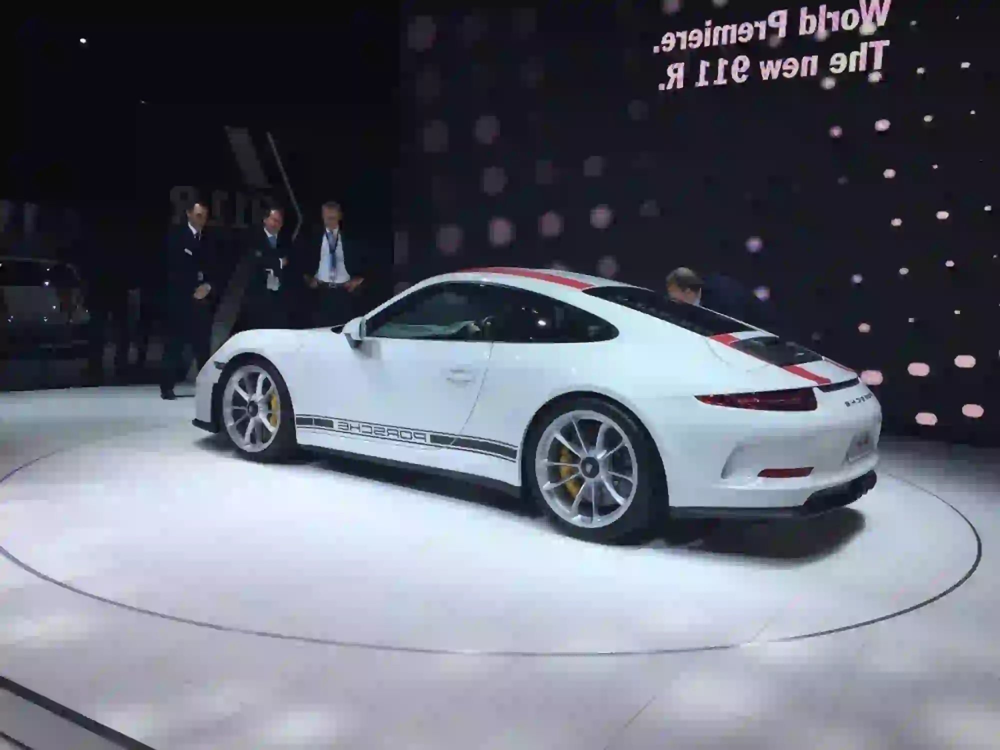 Porsche 911 R- Salone di Ginevra 2016 - 1