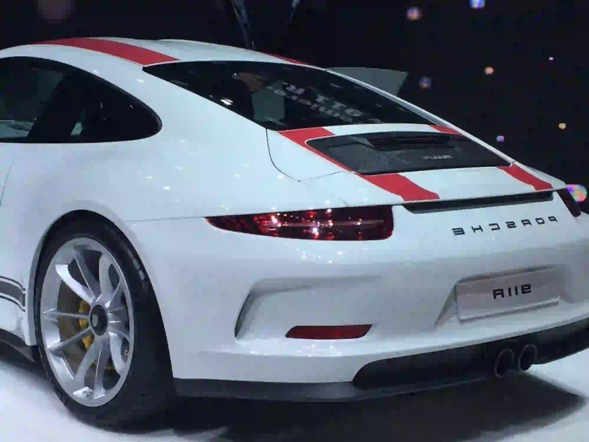 Porsche 911 R- Salone di Ginevra 2016 - 2
