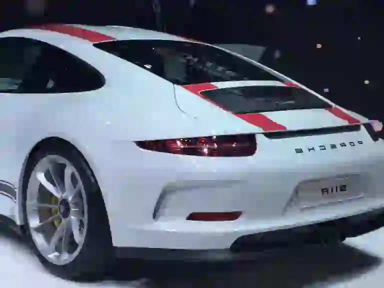 Porsche 911 R- Salone di Ginevra 2016 - 2