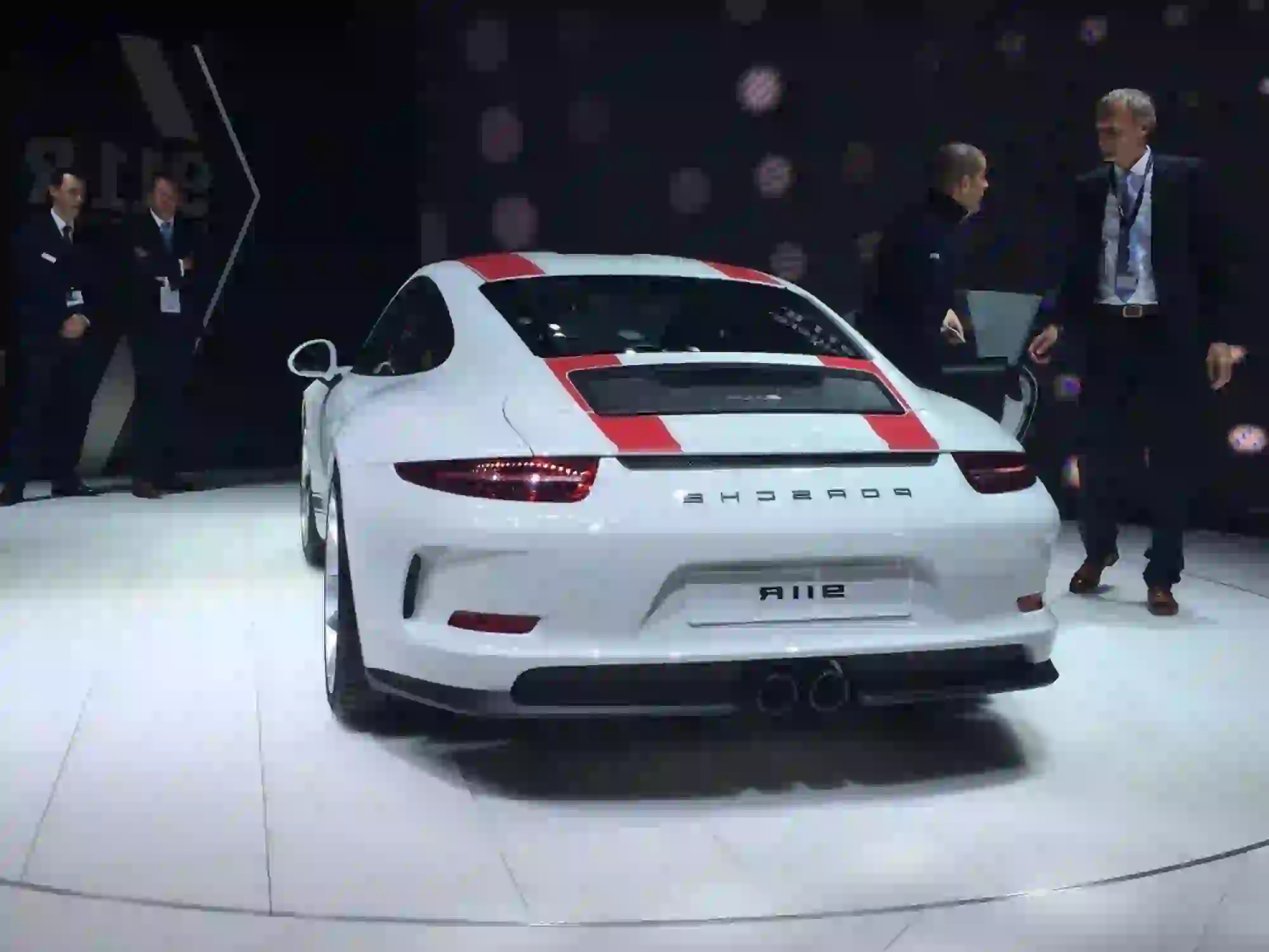 Porsche 911 R- Salone di Ginevra 2016 - 4