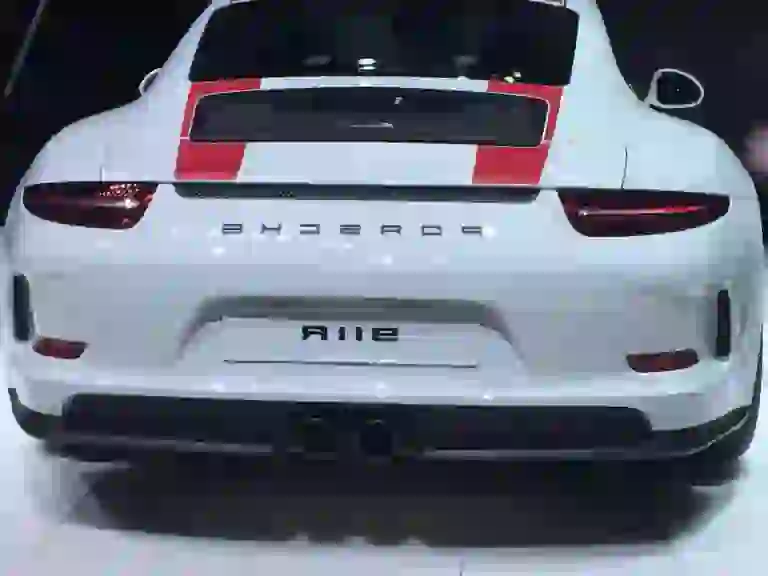 Porsche 911 R- Salone di Ginevra 2016 - 5