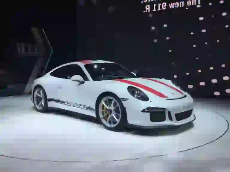 Porsche 911 R- Salone di Ginevra 2016 - 9