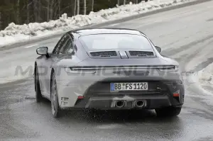 Porsche 911 restyling - Foto Spia 25-03-2022