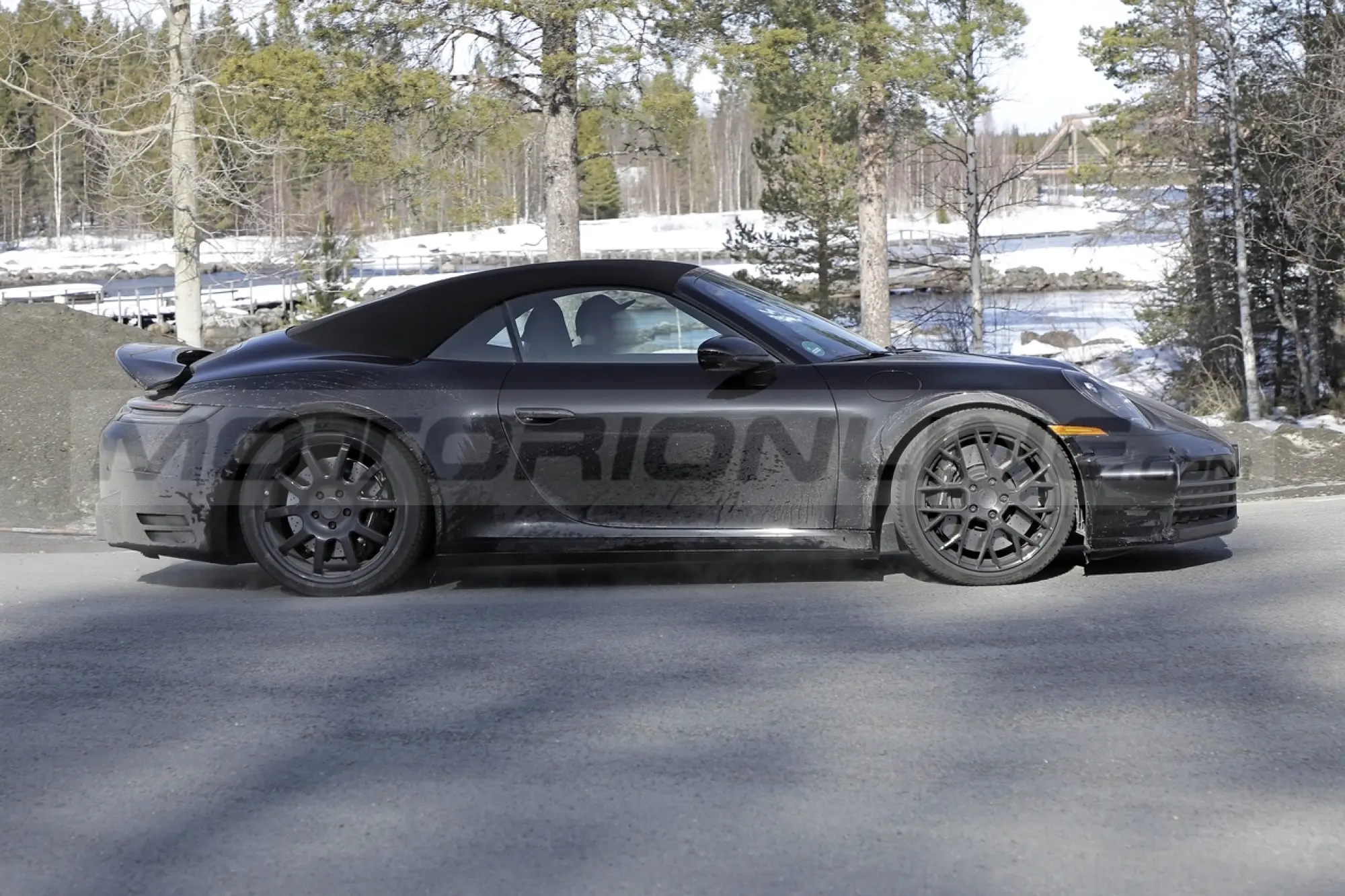 Porsche 911 restyling - Foto Spia 25-03-2022 - 4