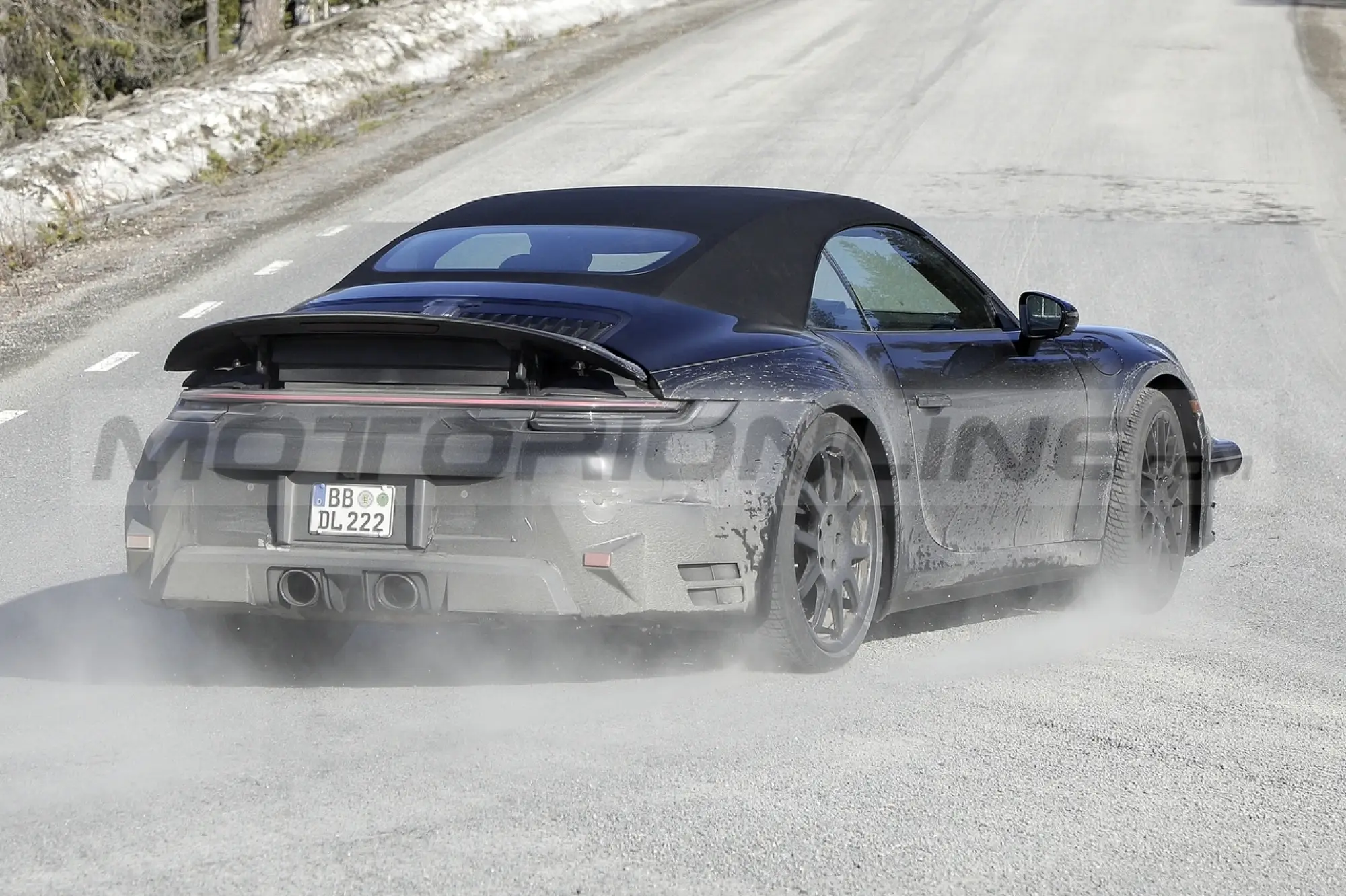 Porsche 911 restyling - Foto Spia 25-03-2022 - 12