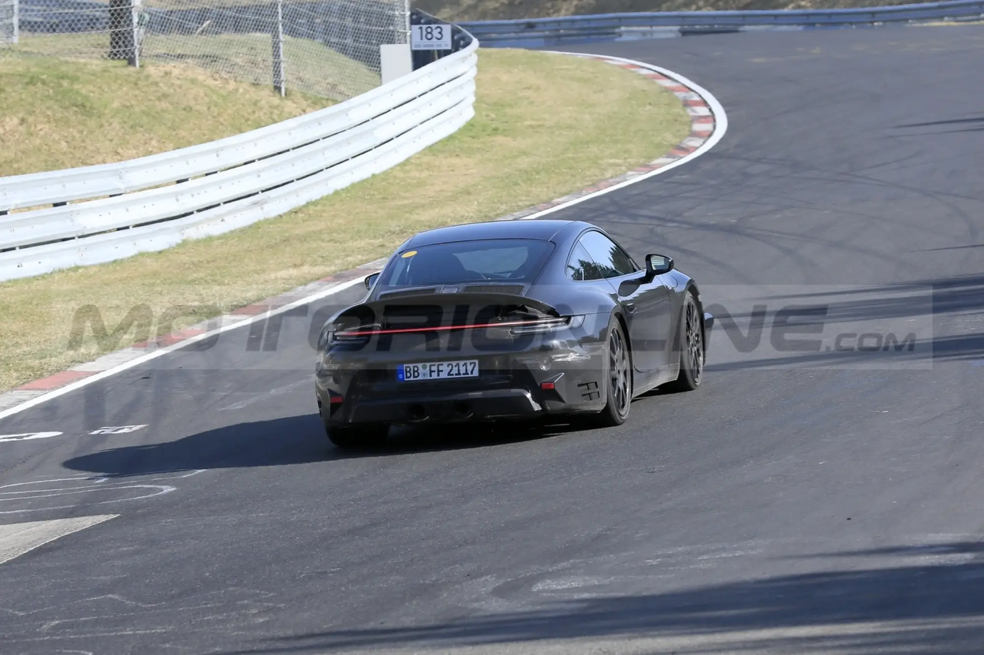 Porsche 911 restyling - Foto Spia 25-03-2022 - 8