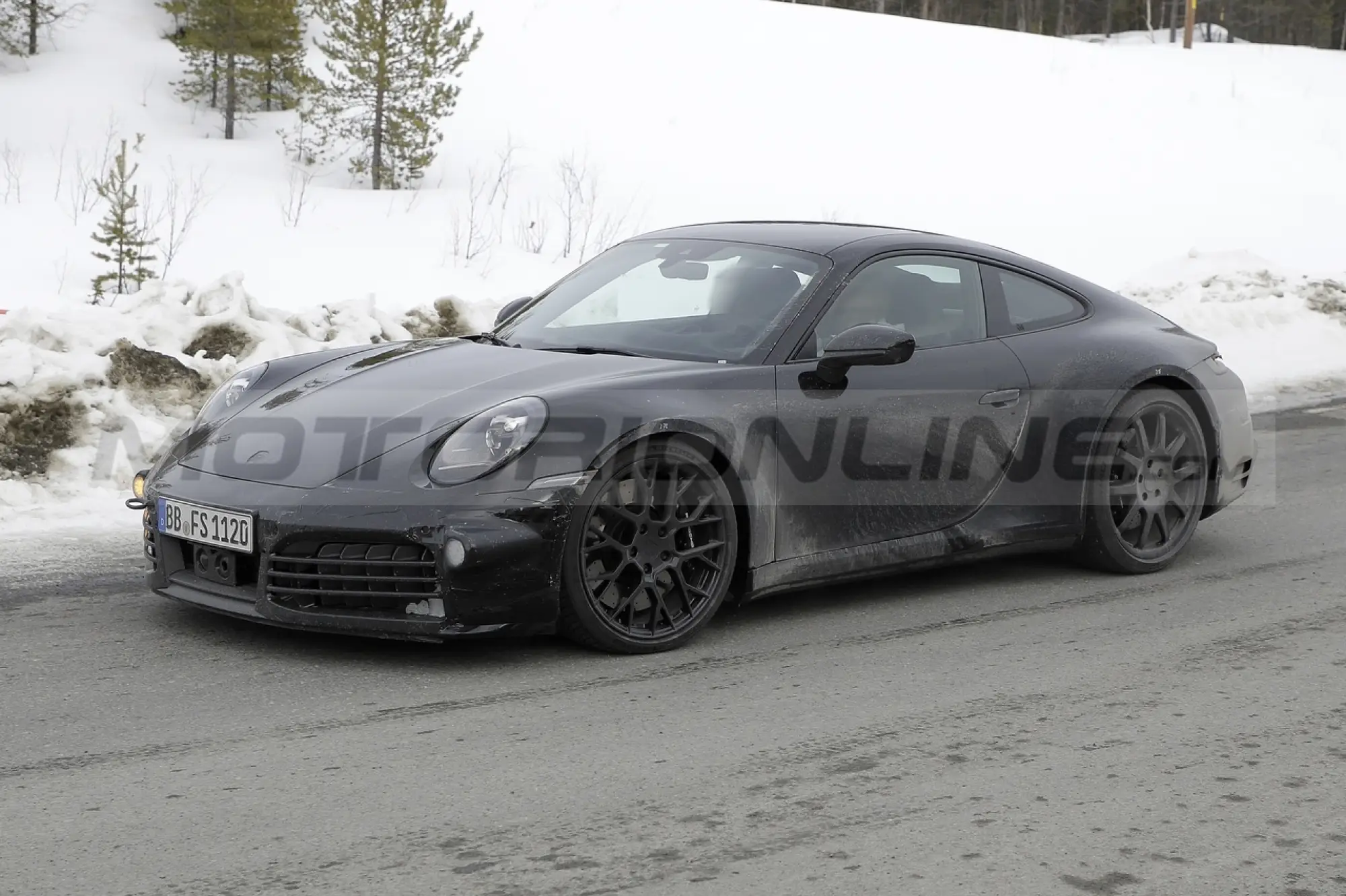 Porsche 911 restyling - Foto Spia 25-03-2022 - 35