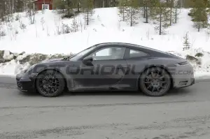 Porsche 911 restyling - Foto Spia 25-03-2022