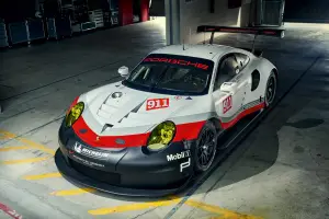 Porsche 911 RSR 2017 - 4