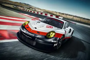 Porsche 911 RSR 2017 - 7
