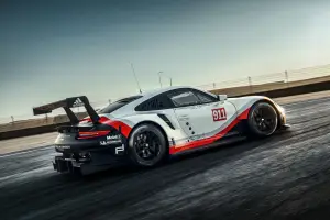 Porsche 911 RSR 2017 - 9