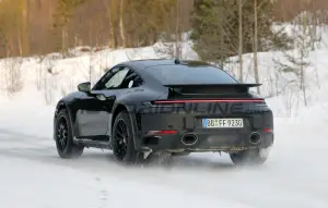 Porsche 911 Safari e 911 restyling - Foto spia 25-01-2022
