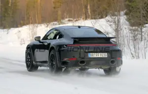 Porsche 911 Safari e 911 restyling - Foto spia 25-01-2022