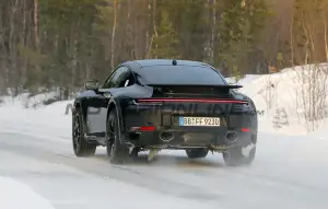 Porsche 911 Safari e 911 restyling - Foto spia 25-01-2022