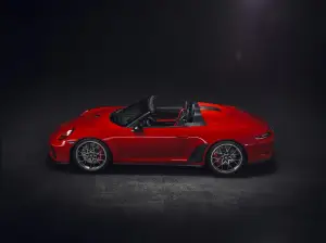 Porsche 911 Speedster Concept Red - 3