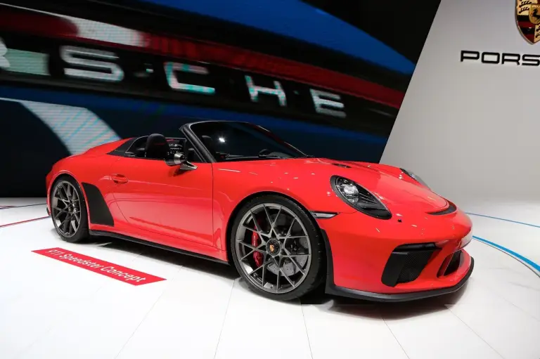 Porsche 911 Speedster Concept - Salone di Parigi 2018 - 8