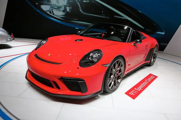 Porsche 911 Speedster Concept - Salone di Parigi 2018 - 13