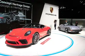 Porsche 911 Speedster Concept - Salone di Parigi 2018 - 17