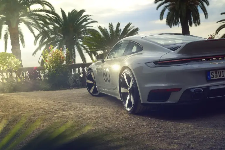 Porsche 911 Sport Classic 2023 - Foto - 20