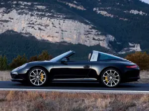 Porsche 911 Targa 4 e Targa 4S - Foto ufficiali