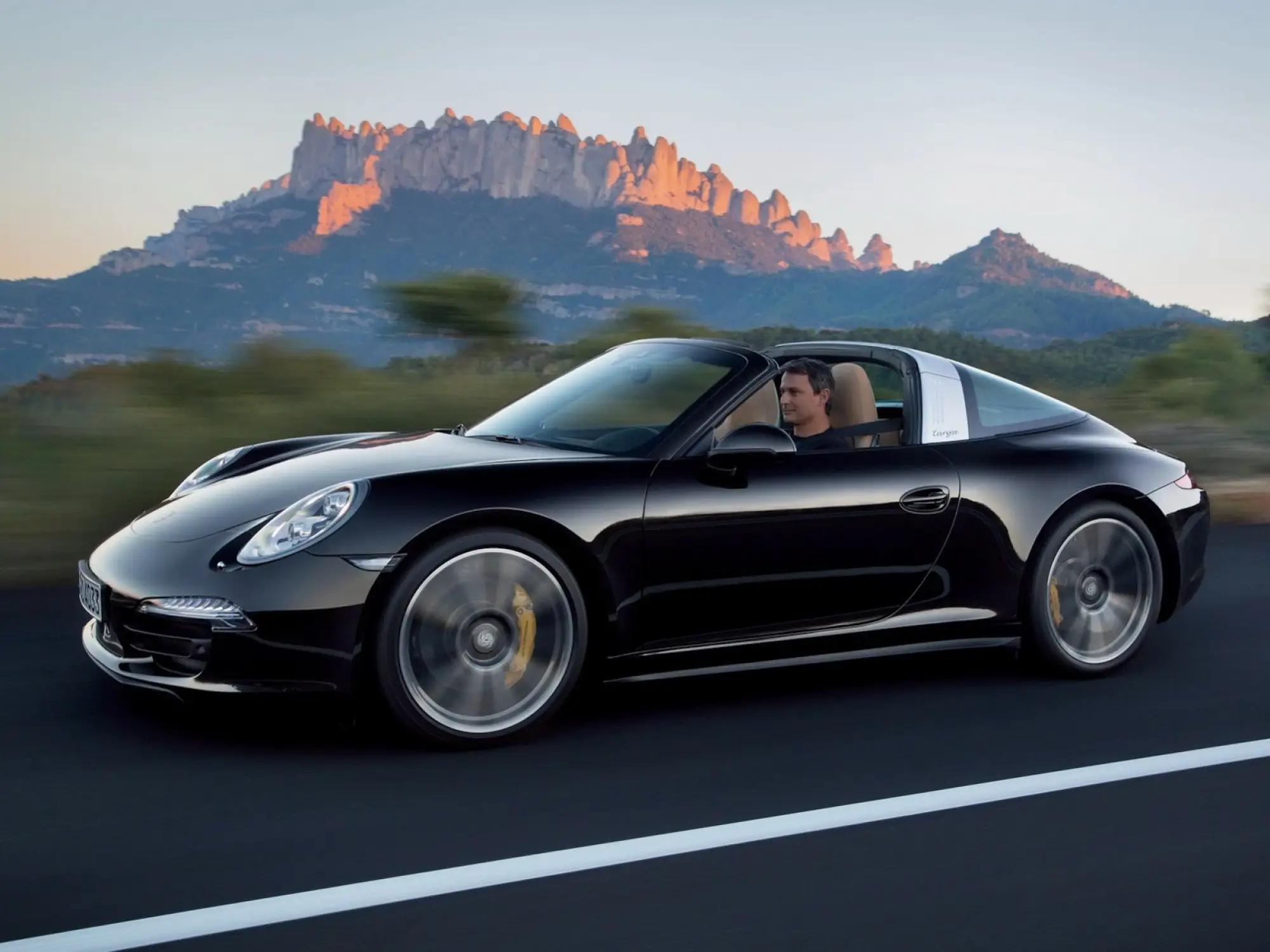 Porsche 911 Targa 4 e Targa 4S - Foto ufficiali - 23