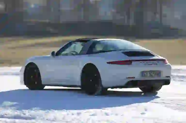 Porsche 911 Targa 4 GTS 2015 - Prova su strada - 139