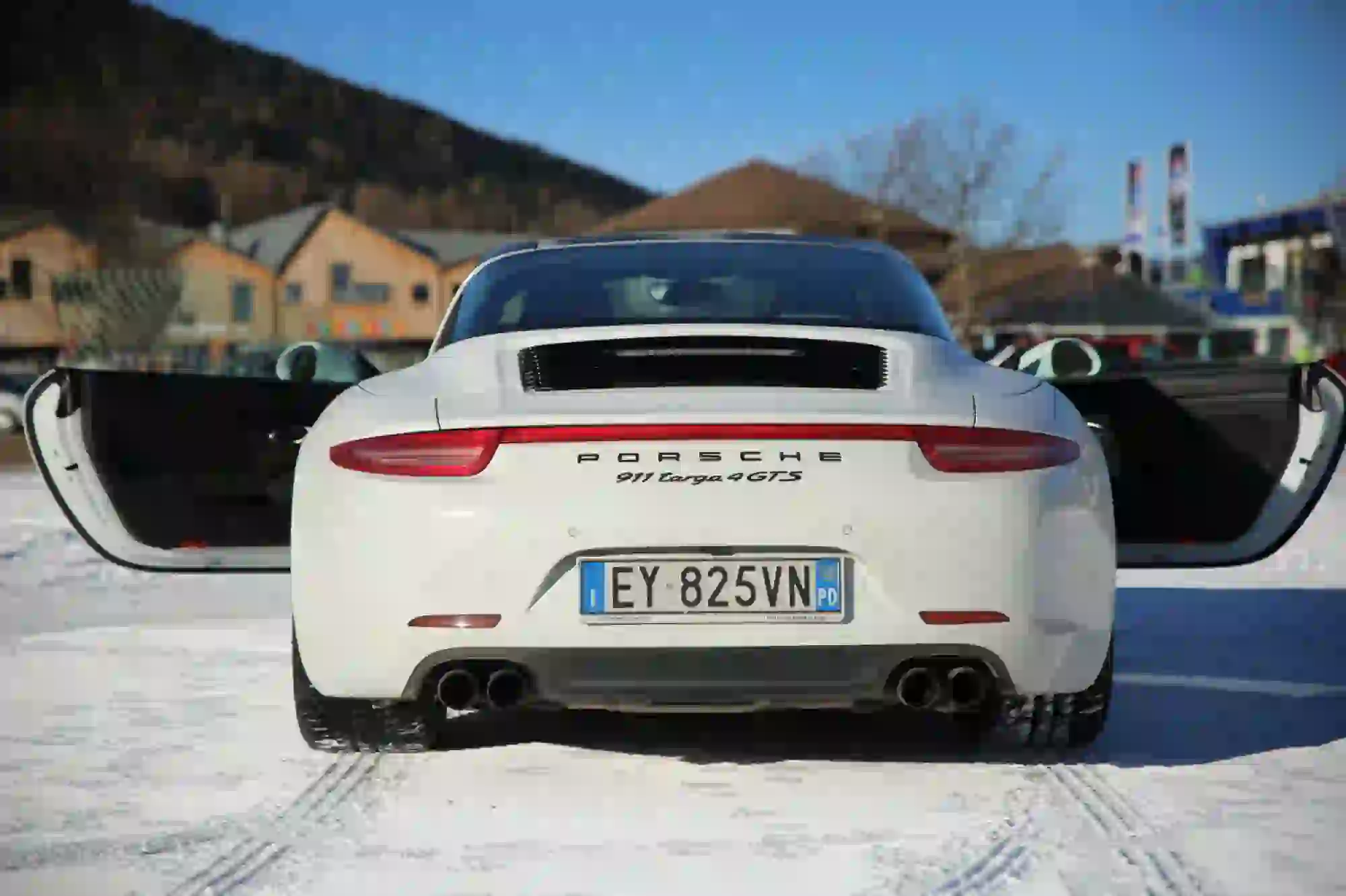 Porsche 911 Targa 4 GTS 2015 - Prova su strada - 14
